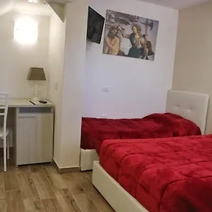 Affittacamere Affitta La Fenice Di Folli Lorella, Puegnago del Garda