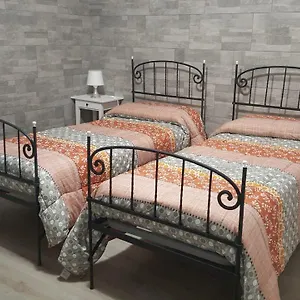 Bed & Breakfast Cedarwood, Premana